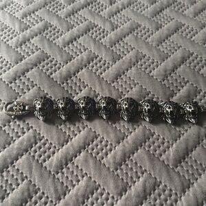 Silver Lion Head Bracelet